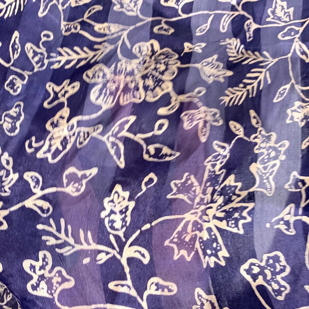 N/A sheer floral